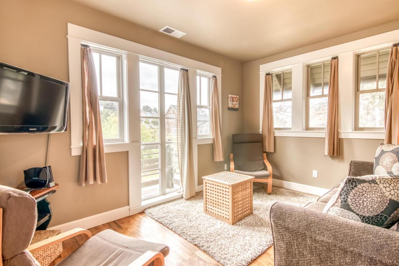 Cascade Cottage リンカーン・シティー エクステリア 写真